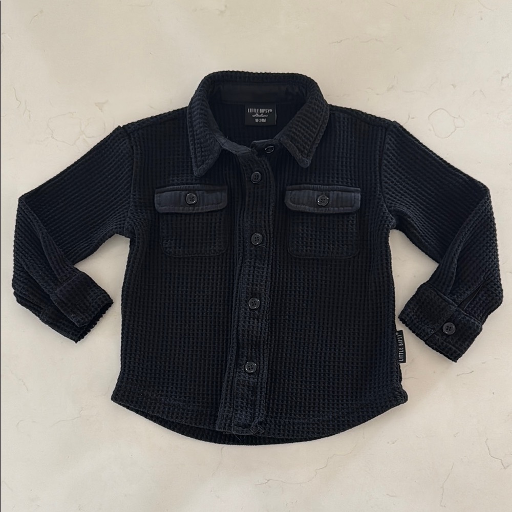 Little Bipsy Thermal Shacket in Black. Size 18-24M.
